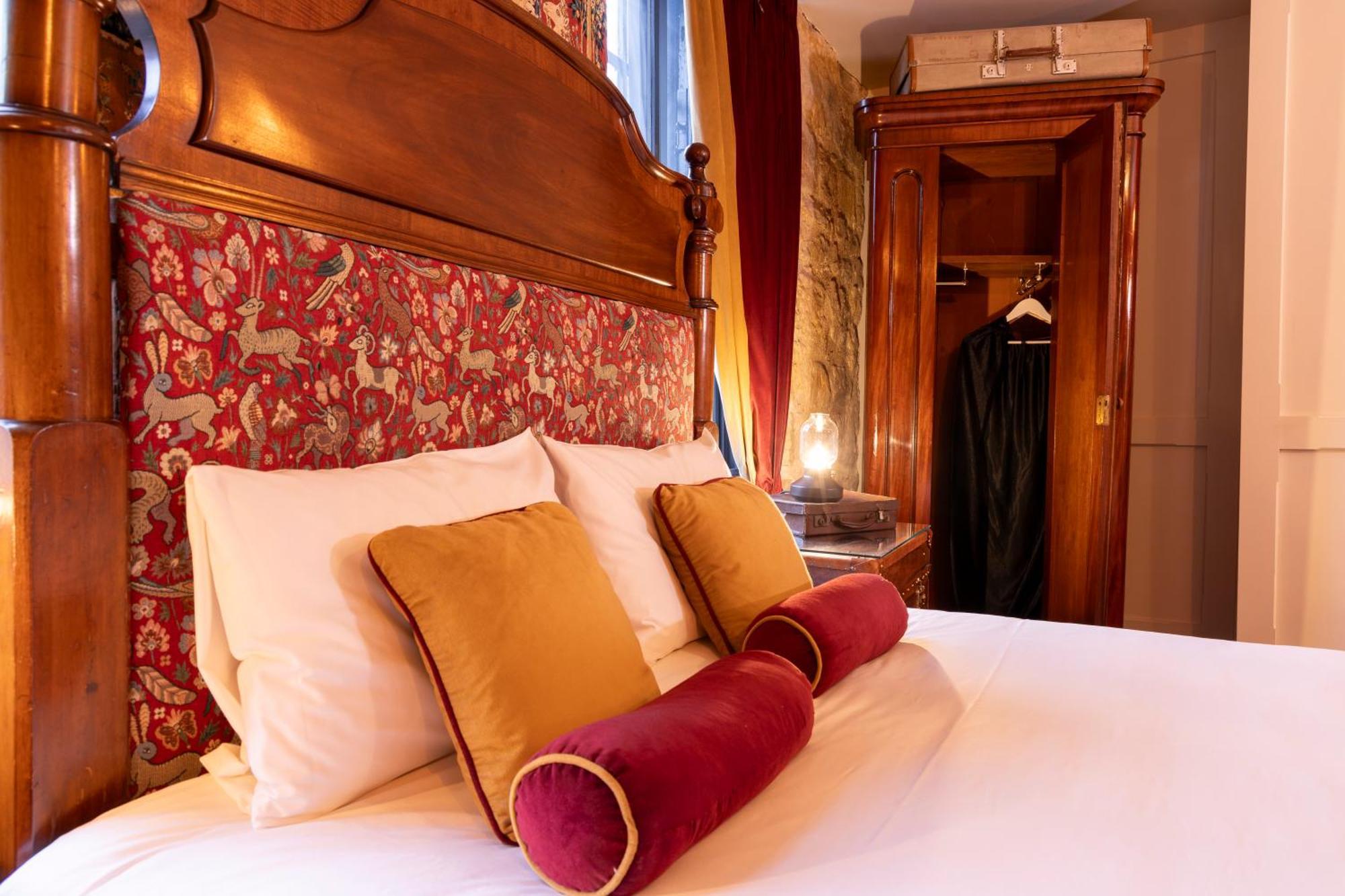 The Dirty Bottles Hotel Alnwick Exteriör bild